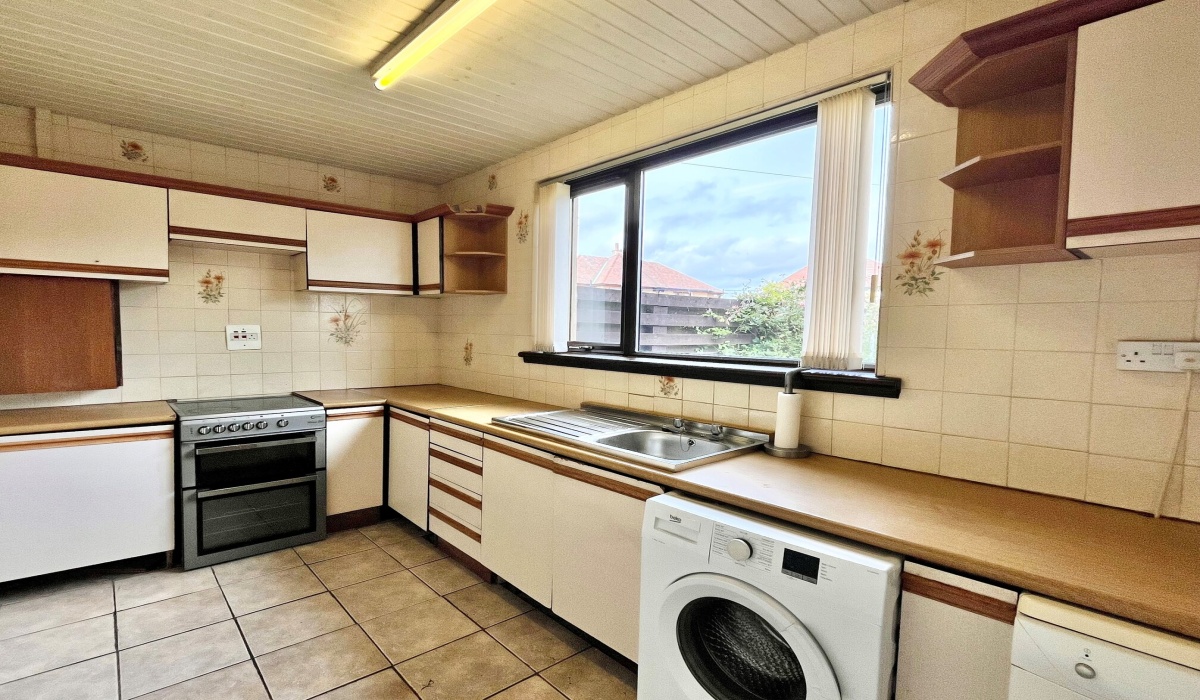 60 Crawfield Avenue, Bo'ness, 3 Bedrooms Bedrooms, 0 ,1 BathroomBathrooms,Semi Detached Villa,Under offer,Crawfield Avenue,0,1578
