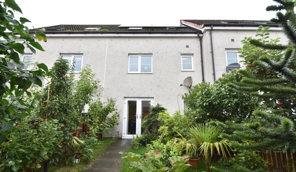 11 Fitzallan Place, Bathgate, Wester Inch Village, 4 Bedrooms Bedrooms, 0 ,2 BathroomsBathrooms,Terraced,Under offer,Fitzallan Place,0,1580