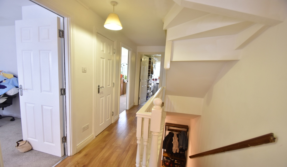 11 Fitzallan Place, Bathgate, Wester Inch Village, 4 Bedrooms Bedrooms, 0 ,2 BathroomsBathrooms,Terraced,Under offer,Fitzallan Place,0,1580