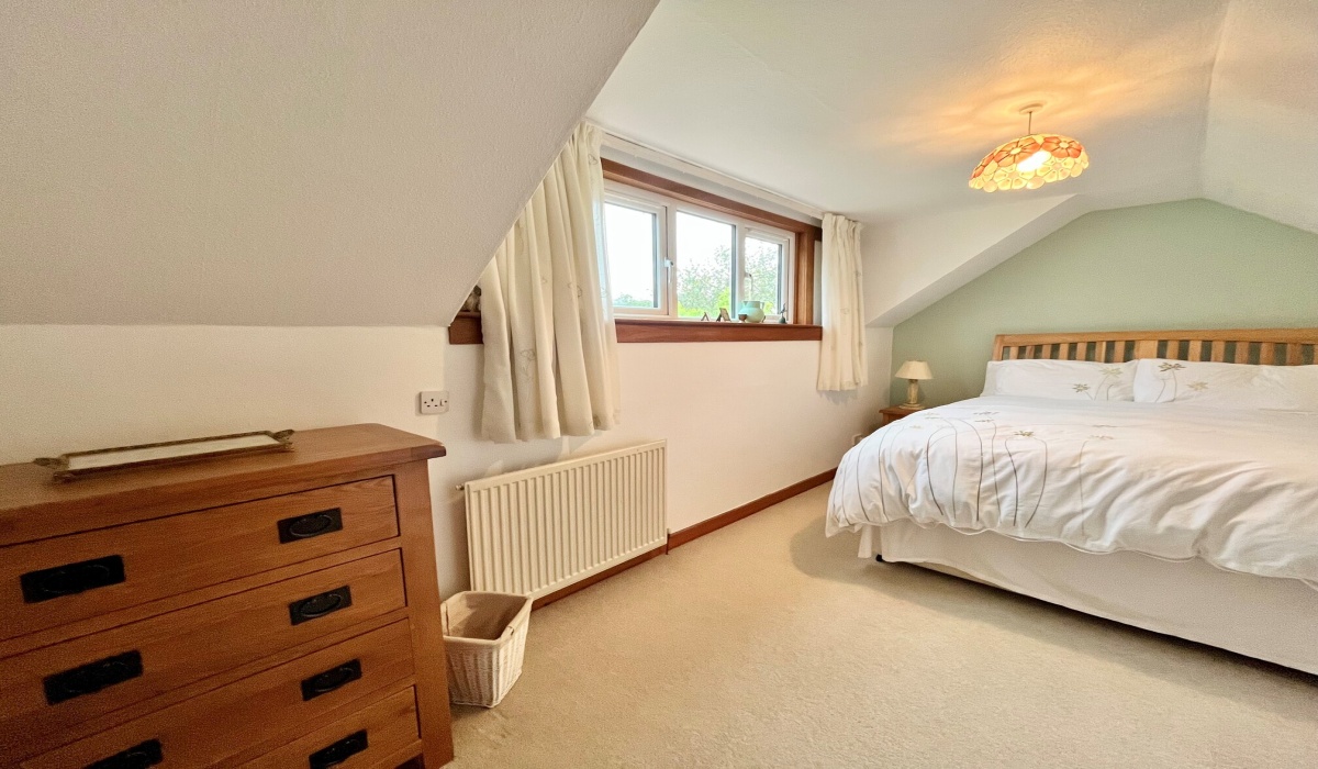 15 Dollar Road, Tillicoultry, FK13 6PA, 3 Bedrooms Bedrooms, 0 ,2 BathroomsBathrooms,Detached,For Sale,15 Dollar Road, Tillicoultry, FK13 6PA,0,1581