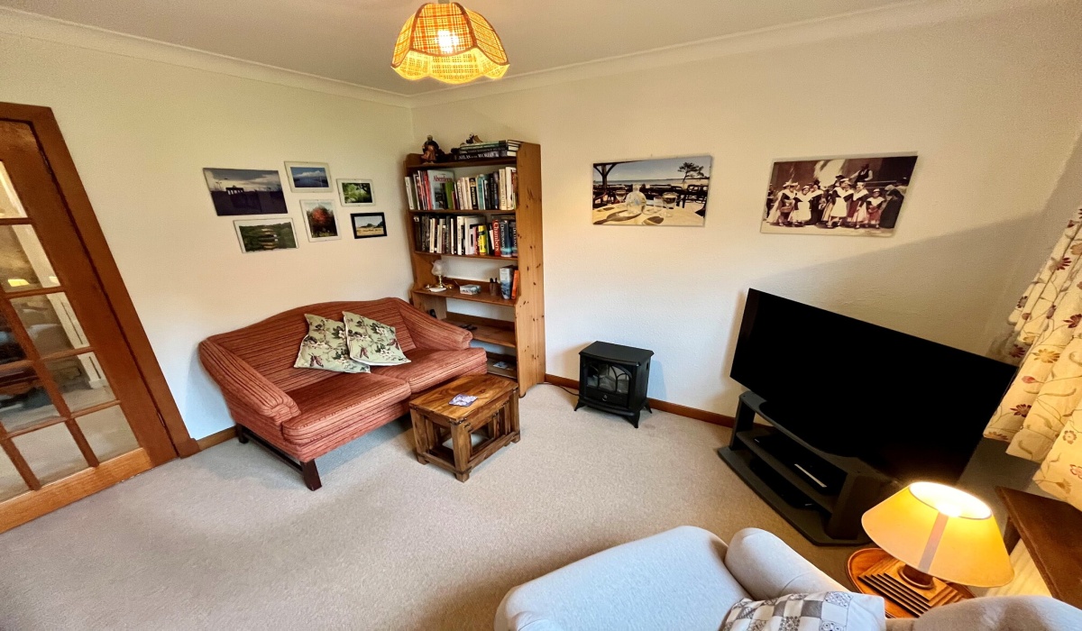15 Dollar Road, Tillicoultry, FK13 6PA, 3 Bedrooms Bedrooms, 0 ,2 BathroomsBathrooms,Detached,For Sale,15 Dollar Road, Tillicoultry, FK13 6PA,0,1581