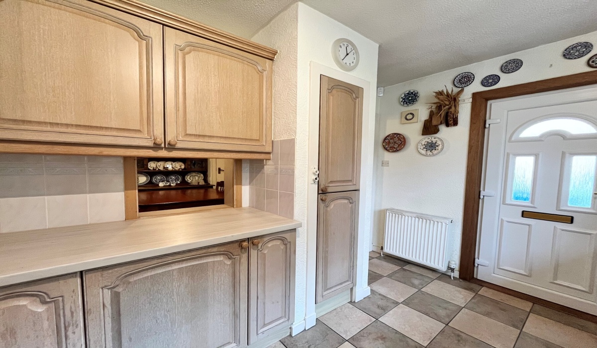 15 Dollar Road, Tillicoultry, FK13 6PA, 3 Bedrooms Bedrooms, 0 ,2 BathroomsBathrooms,Detached,For Sale,15 Dollar Road, Tillicoultry, FK13 6PA,0,1581