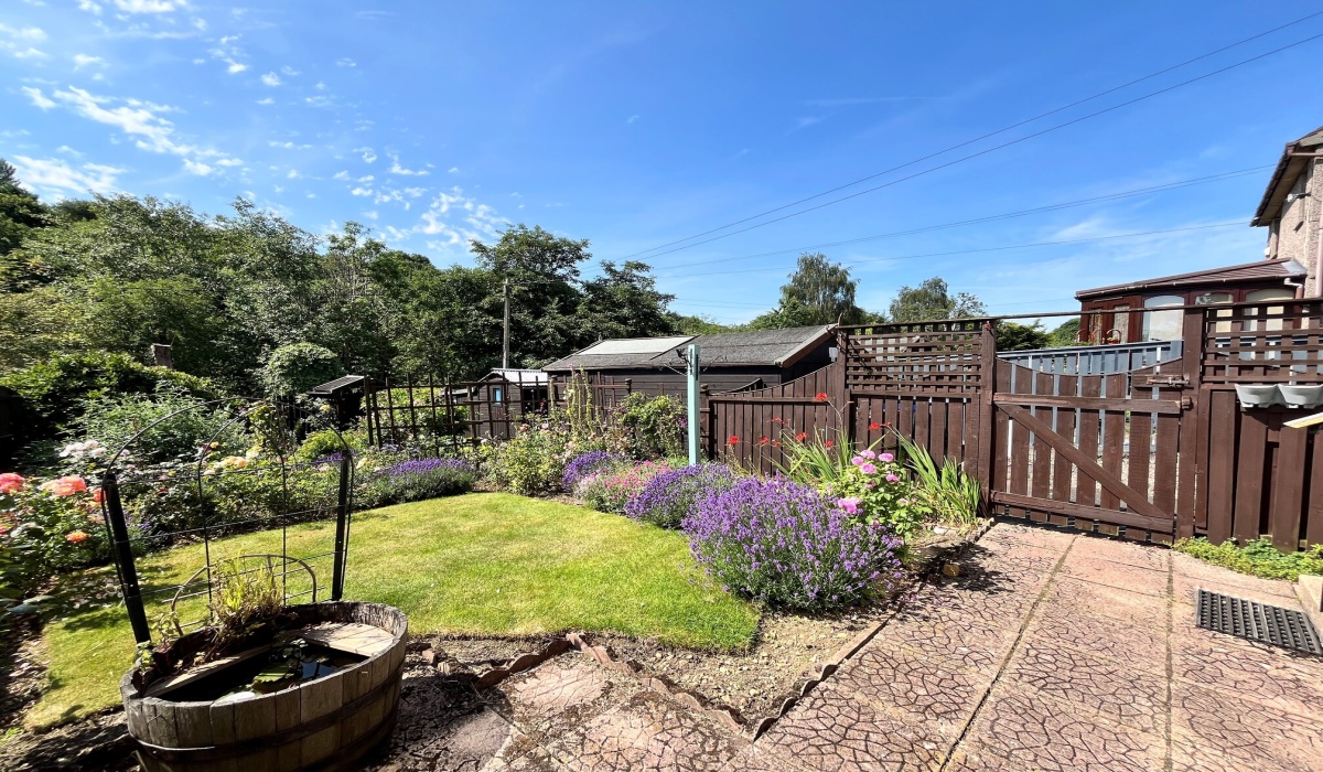 23 Jeffrey Terrace, Polmont, FK2 0RA, 2 Bedrooms Bedrooms, ,1 BathroomBathrooms,End Terraced Villa,Under offer,23 Jeffrey Terrace, Polmont, FK2 0RA,1592