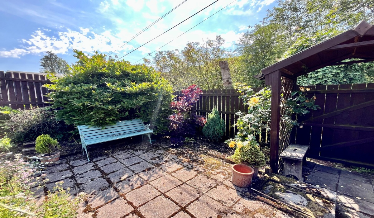 23 Jeffrey Terrace, Polmont, FK2 0RA, 2 Bedrooms Bedrooms, ,1 BathroomBathrooms,End Terraced Villa,Under offer,23 Jeffrey Terrace, Polmont, FK2 0RA,1592
