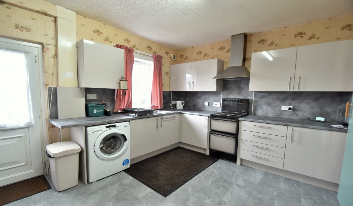 7 Dean Street, Whitburn, 3 Bedrooms Bedrooms, 0 ,1 BathroomBathrooms,Terraced,For Sale,7 Dean Street,0,1585