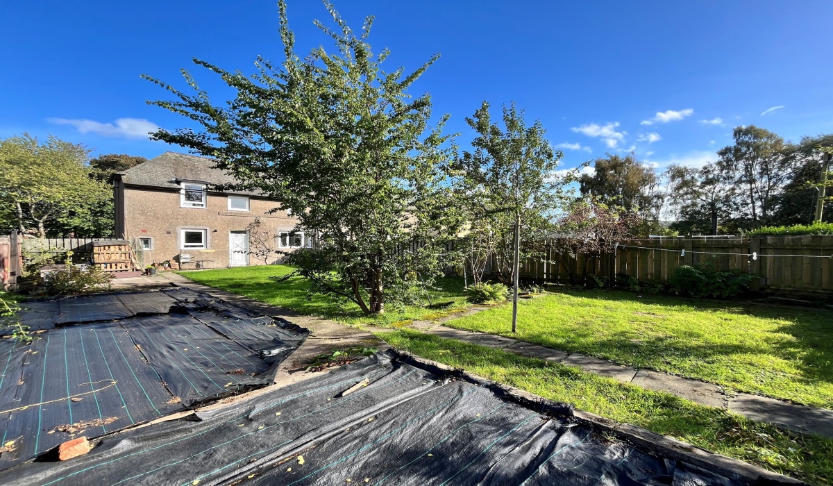 4 West Burnside, Dollar, Clackmannanshire, 3 Bedrooms Bedrooms, 0 ,1 BathroomBathrooms,Semi Detached Villa,For Sale,West Burnside,0,1587