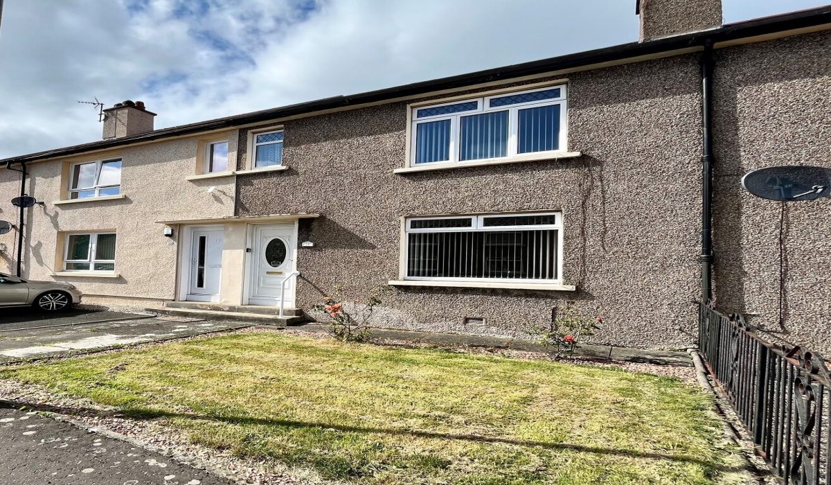 15 Hamilton Road, Grangemouth, 2 Bedrooms Bedrooms, ,1 BathroomBathrooms,Mid Terraced Villa,For Sale,Hamilton Road,1593