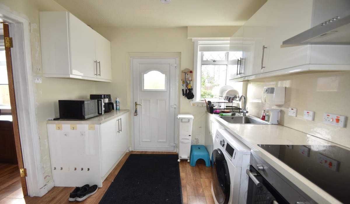 11 King Street, Armadale, EH48 2NW, 2 Bedrooms Bedrooms, ,1 BathroomBathrooms,Semi Detached Villa,For Sale,11 King Street, Armadale, EH48 2NW,1596