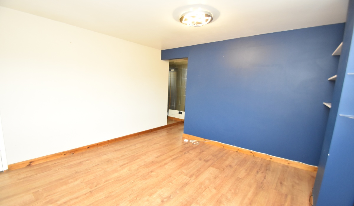48 Whinbank, Livingston, 3 Bedrooms Bedrooms, 0 ,2 BathroomsBathrooms,End Terraced Villa,For Sale,Whinbank,0,1596
