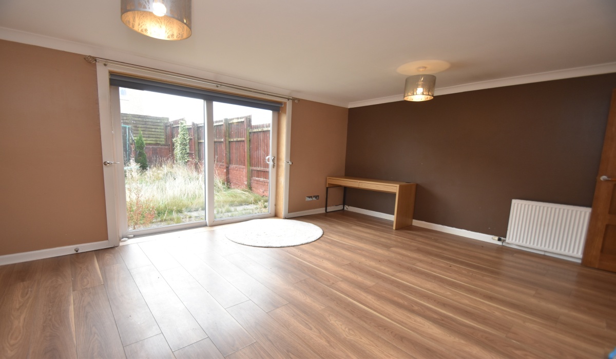 48 Whinbank, Livingston, 3 Bedrooms Bedrooms, 0 ,2 BathroomsBathrooms,End Terraced Villa,For Sale,Whinbank,0,1596