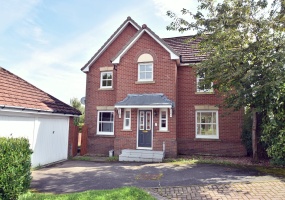8 MacIntosh Place, Falkirk, FK1 5UL, 4 Bedrooms Bedrooms, ,3 BathroomsBathrooms,Detached,For Sale,8 MacIntosh Place, Falkirk, FK1 5UL,1601