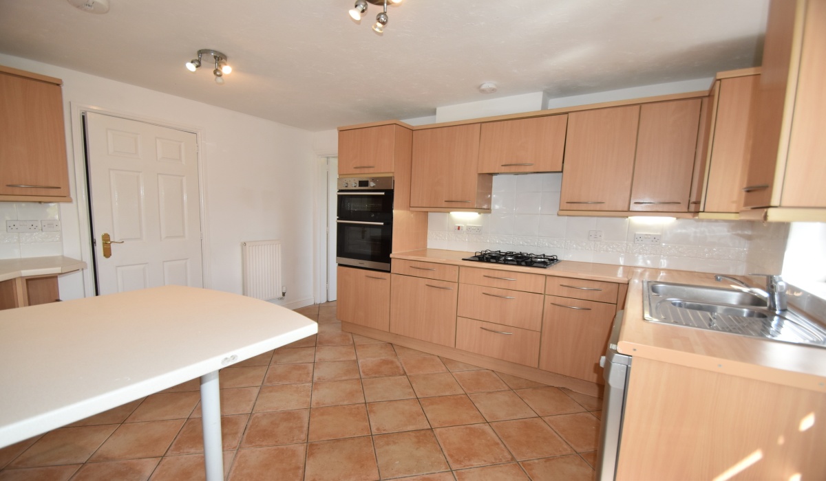8 MacIntosh Place, Falkirk, FK1 5UL, 4 Bedrooms Bedrooms, ,3 BathroomsBathrooms,Detached,For Sale,8 MacIntosh Place, Falkirk, FK1 5UL,1601