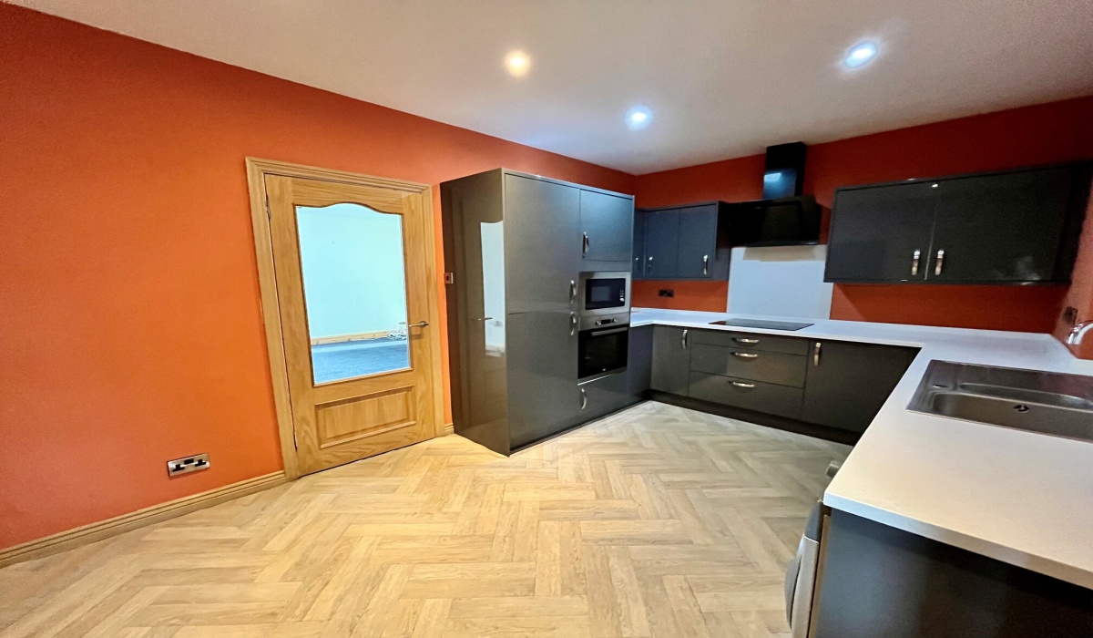 5 Sharp Terrace, Grangemouth, 3 Bedrooms Bedrooms, 0 ,2 BathroomsBathrooms,Semi Detached Villa,Under offer,Sharp Terrace,0,1597