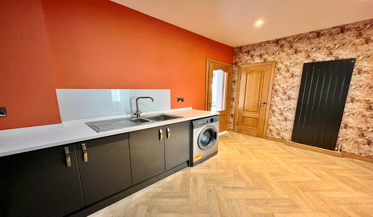 5 Sharp Terrace, Grangemouth, 3 Bedrooms Bedrooms, 0 ,2 BathroomsBathrooms,Semi Detached Villa,Under offer,Sharp Terrace,0,1597